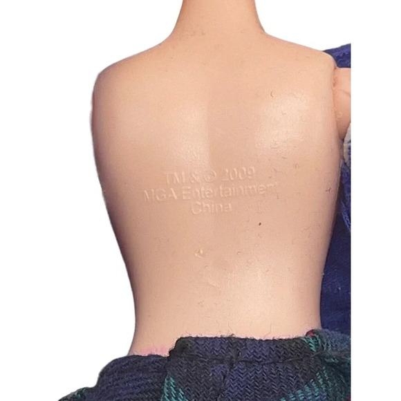 AVERY Moxie Girlz Horse Riding Club 10” Doll 2009 - Picture 14 of 16